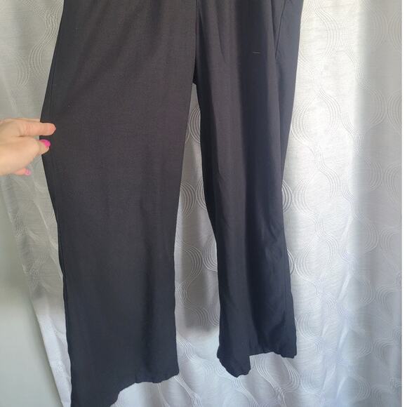 Obey Black Cropped Sleeveless Jumpsuit XS Lightweight Beachy Streetwear EUC - Picture 3 of 16